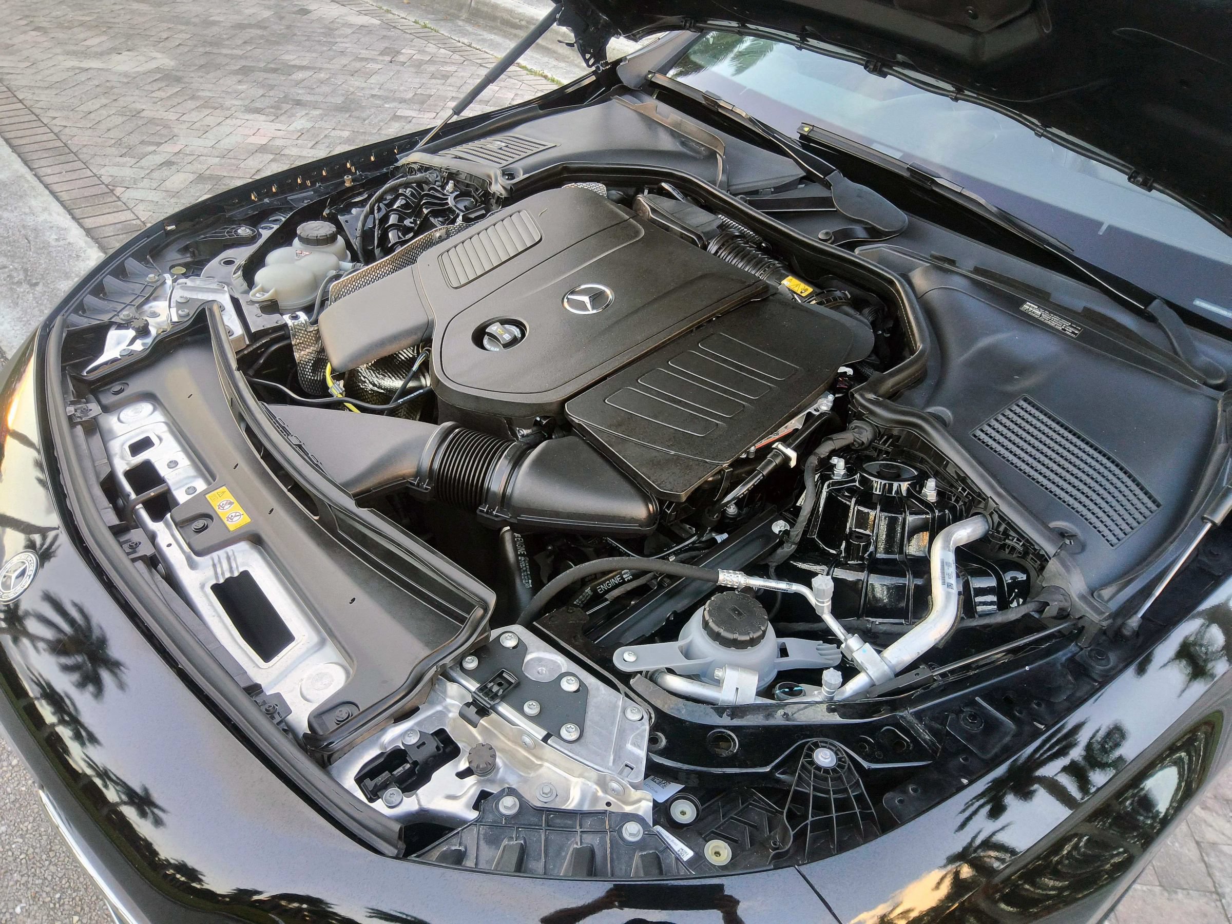 Used 2025 Mercedes-Benz CLE 300 4MATIC Cabriolet image 51