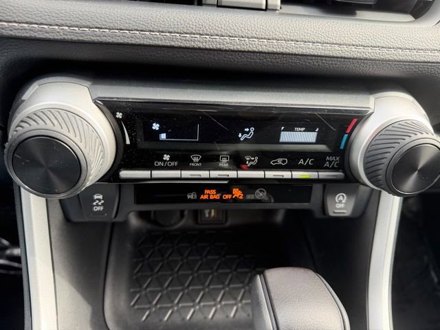 Used 2023 Toyota RAV4 LE image 18