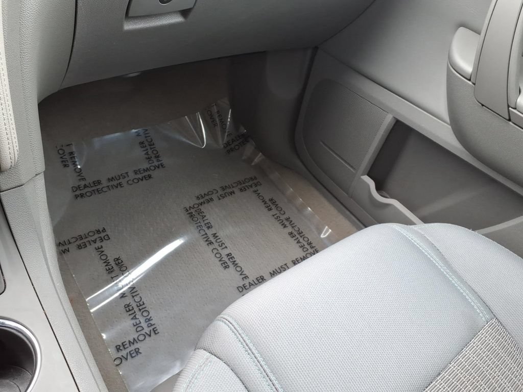 Used 2017 Chevrolet Traverse LS FWD image 21