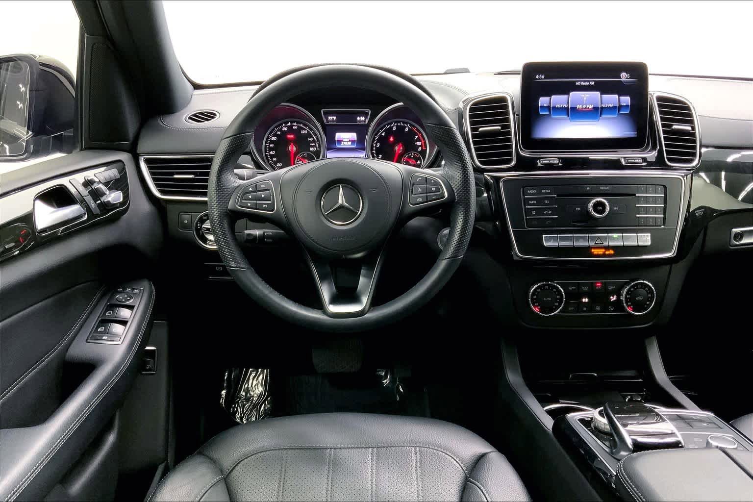 Used 2019 Mercedes-Benz GLS 450 4MATIC image 5