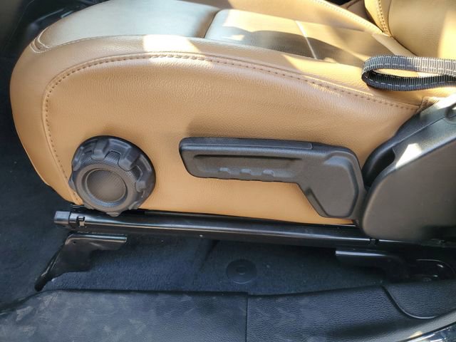 Used 2022 Jeep Wrangler Unlimited Sahara w/ Cold Weather Group image 16