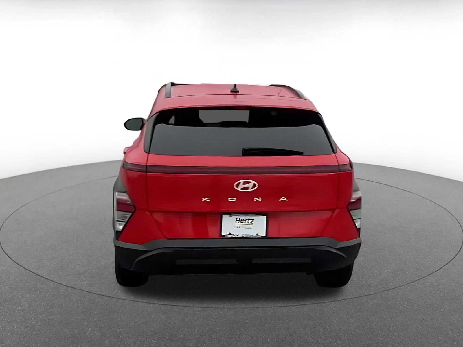 Used 2025 Hyundai Kona SEL image 12