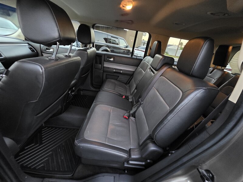 Used 2014 Ford Flex SEL w/ Equipment Group 202A FWD image 18