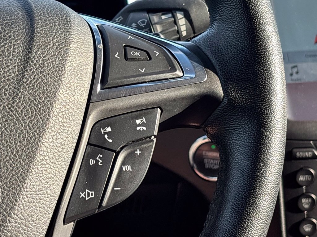 Used 2018 Ford Edge Titanium w/ Equipment Group 301A AWD/4WD image 29