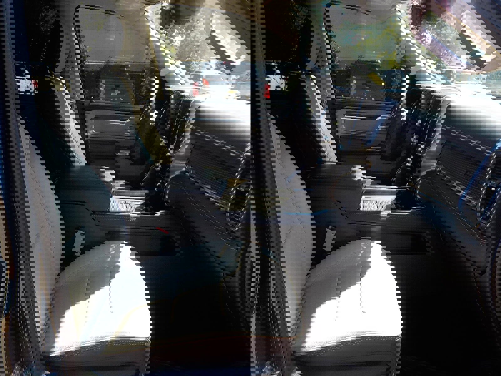 Used 2023 RAM 1500 Limited image 14