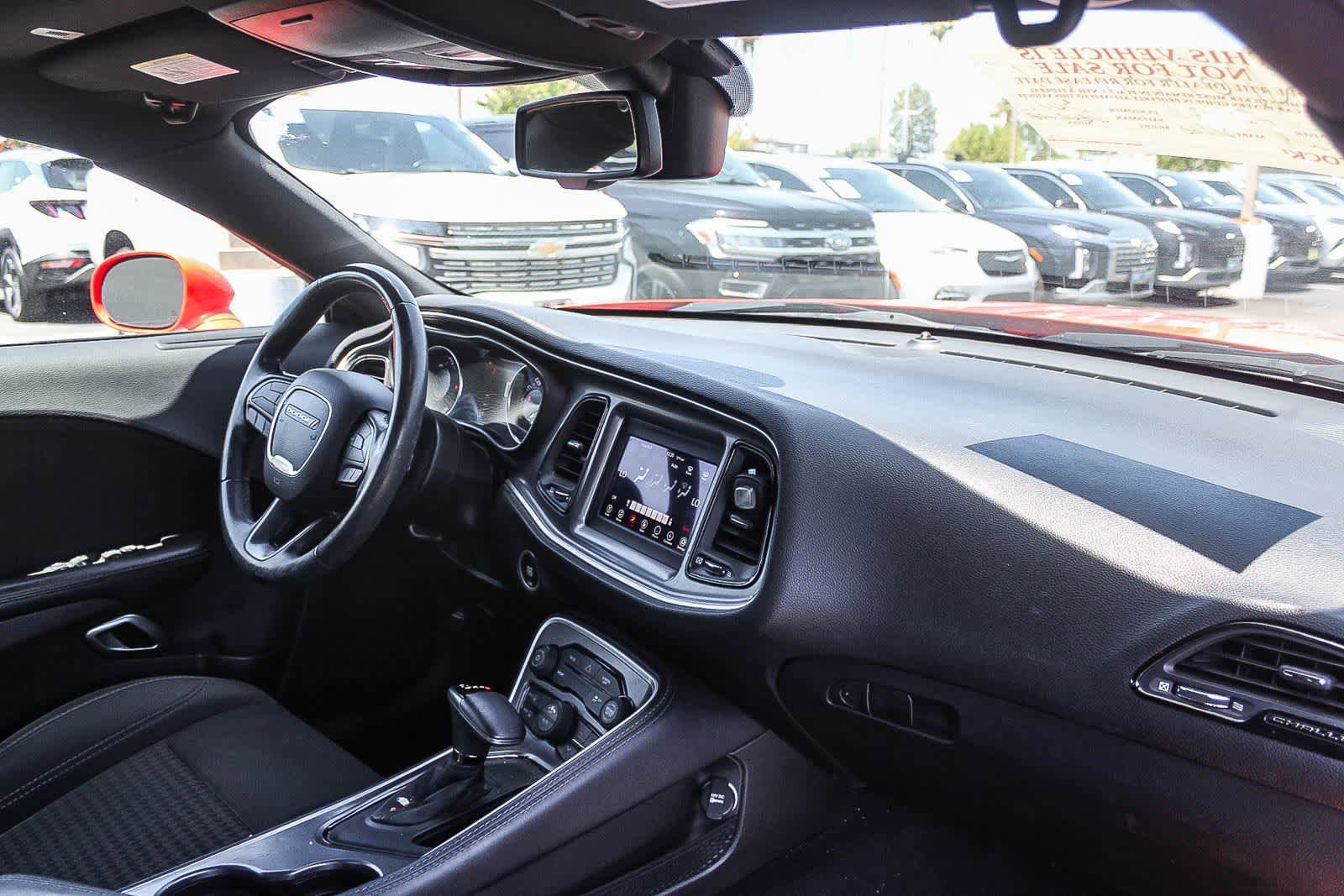 Used 2019 Dodge Challenger SXT RWD image 19
