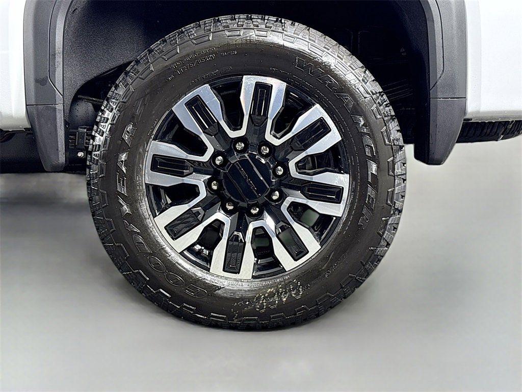 New 2026 GMC Sierra 3500 Denali Ultimate image 33