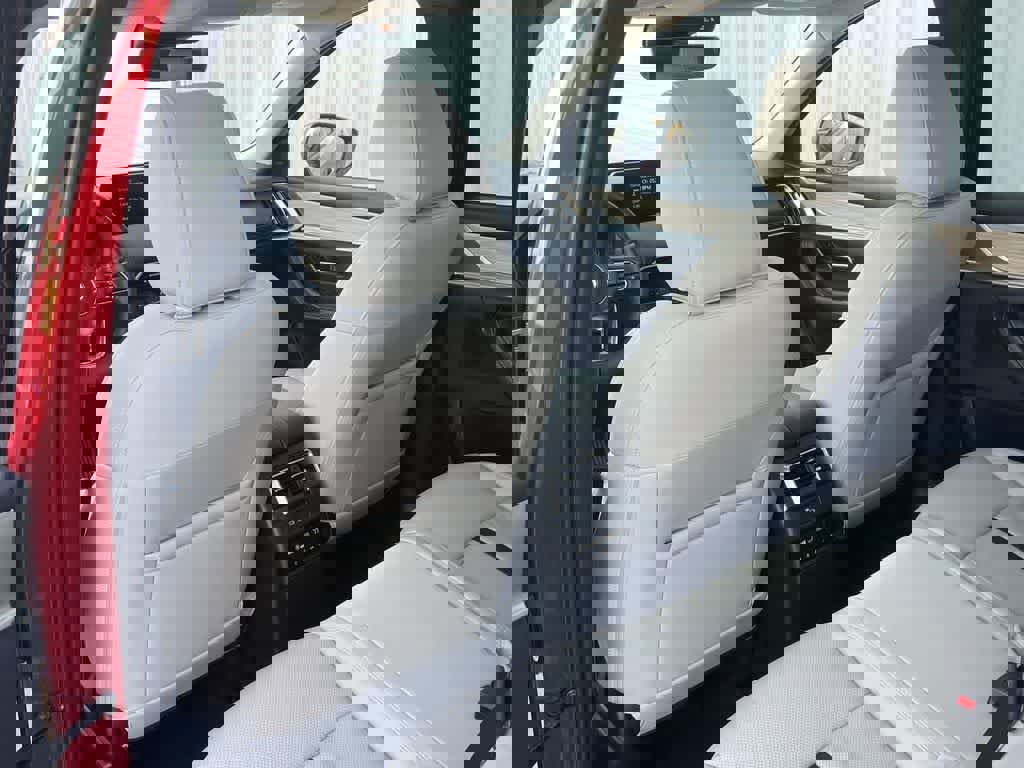 Certified 2025 MAZDA CX-90 Plug-In Hybrid w/Premium Sport image 17