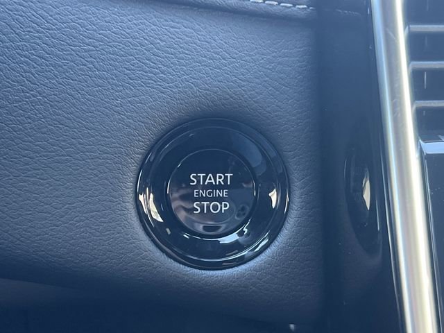 New 2026 Nissan Armada SL w/ Captain's Chari Seat Package image 8