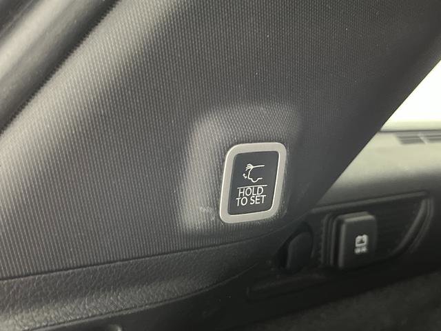 Used 2022 Jeep Grand Cherokee Trailhawk w/ ADV Protech Group II image 17