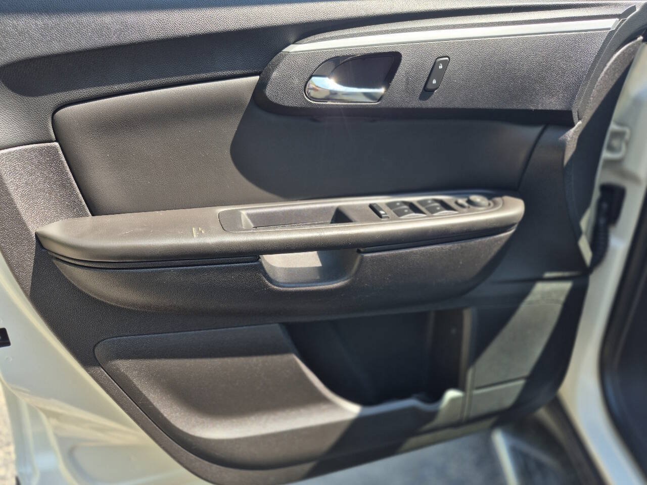Used 2012 Chevrolet Traverse LT w/ All-Star Edition AWD/4WD image 10