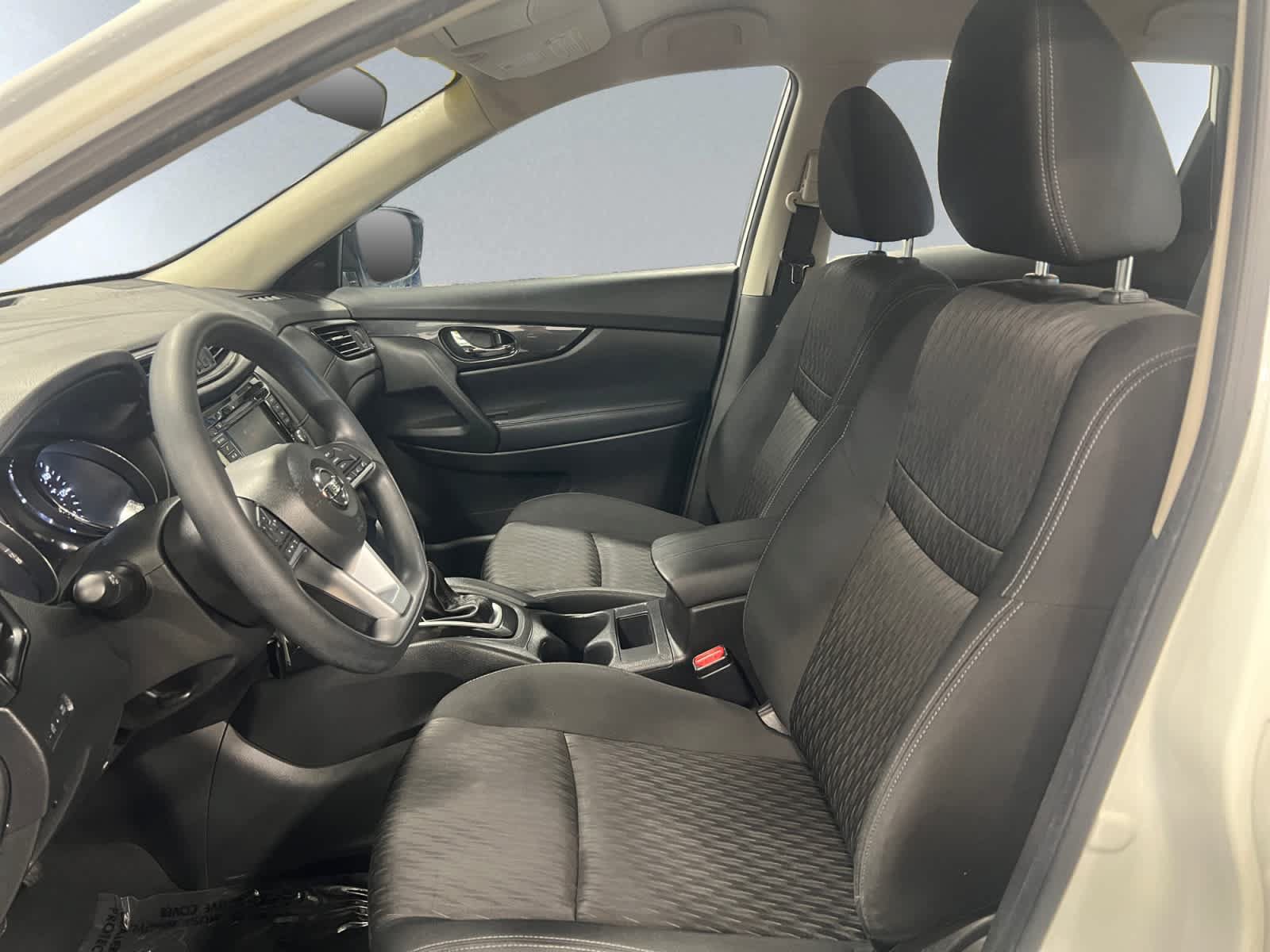 Used 2018 Nissan Rogue S AWD/4WD image 10