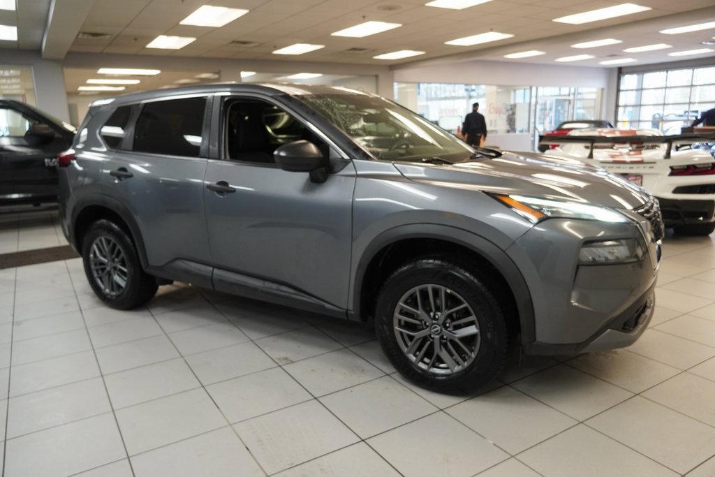 Used 2023 Nissan Rogue S image 13