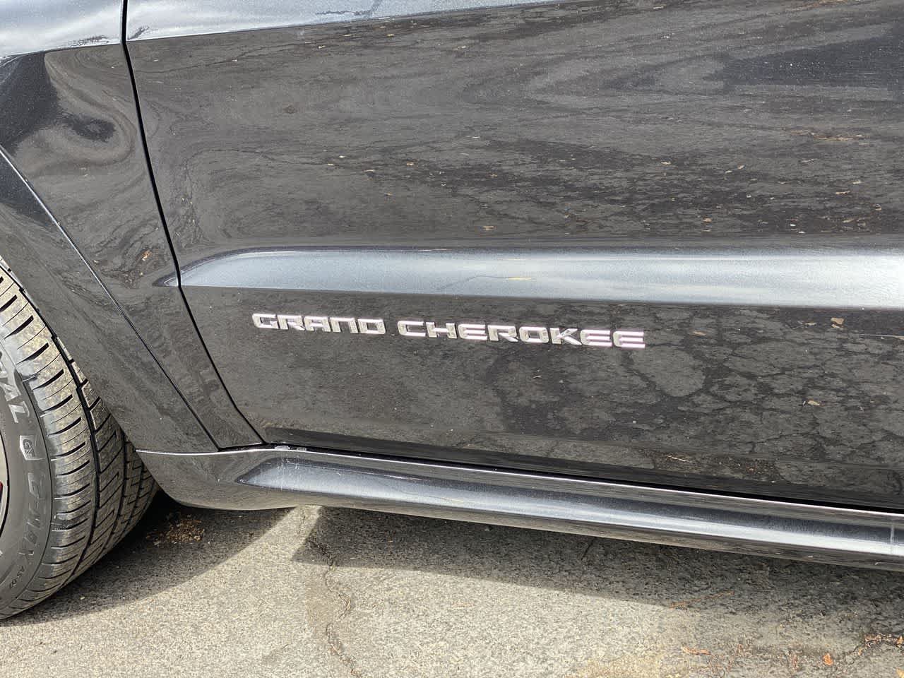Used 2015 Jeep Grand Cherokee SRT w/ Luxury Group II AWD/4WD image 10