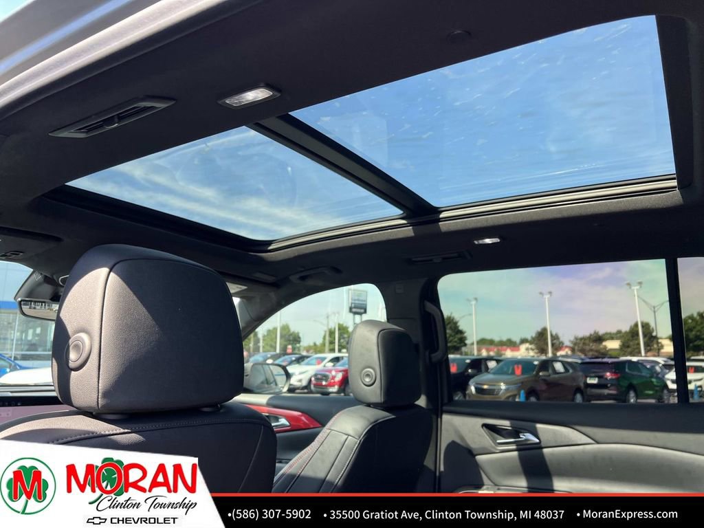 Certified 2024 Chevrolet Traverse RS AWD/4WD image 15