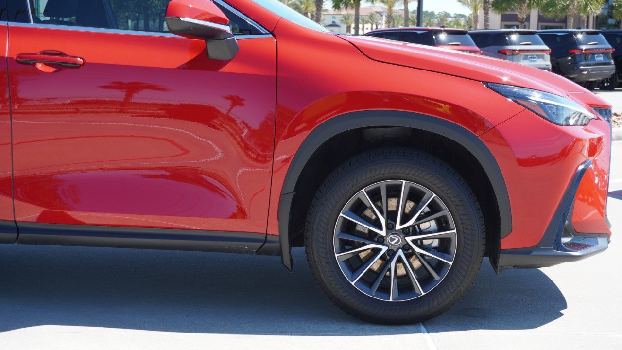 Used 2024 Lexus NX 250 FWD w/ Towing Package (2000 Lbs) image 9