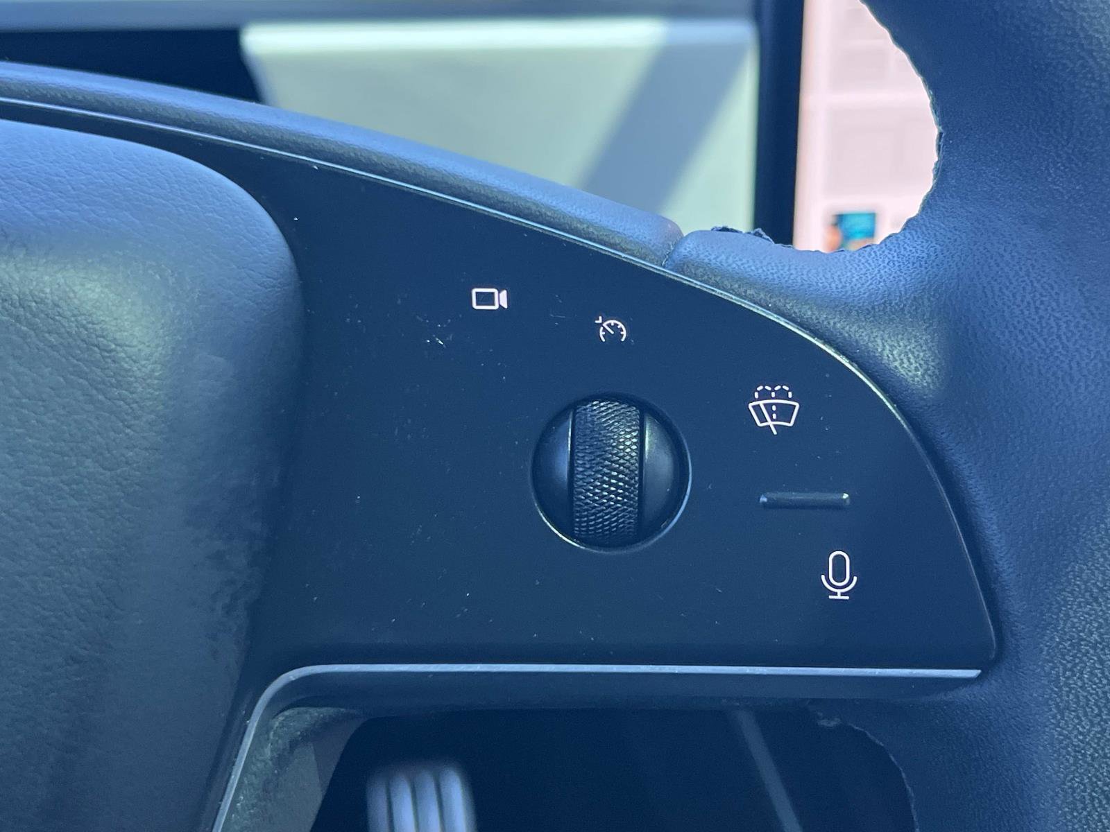 Used 2024 Tesla Model X AWD/4WD image 10