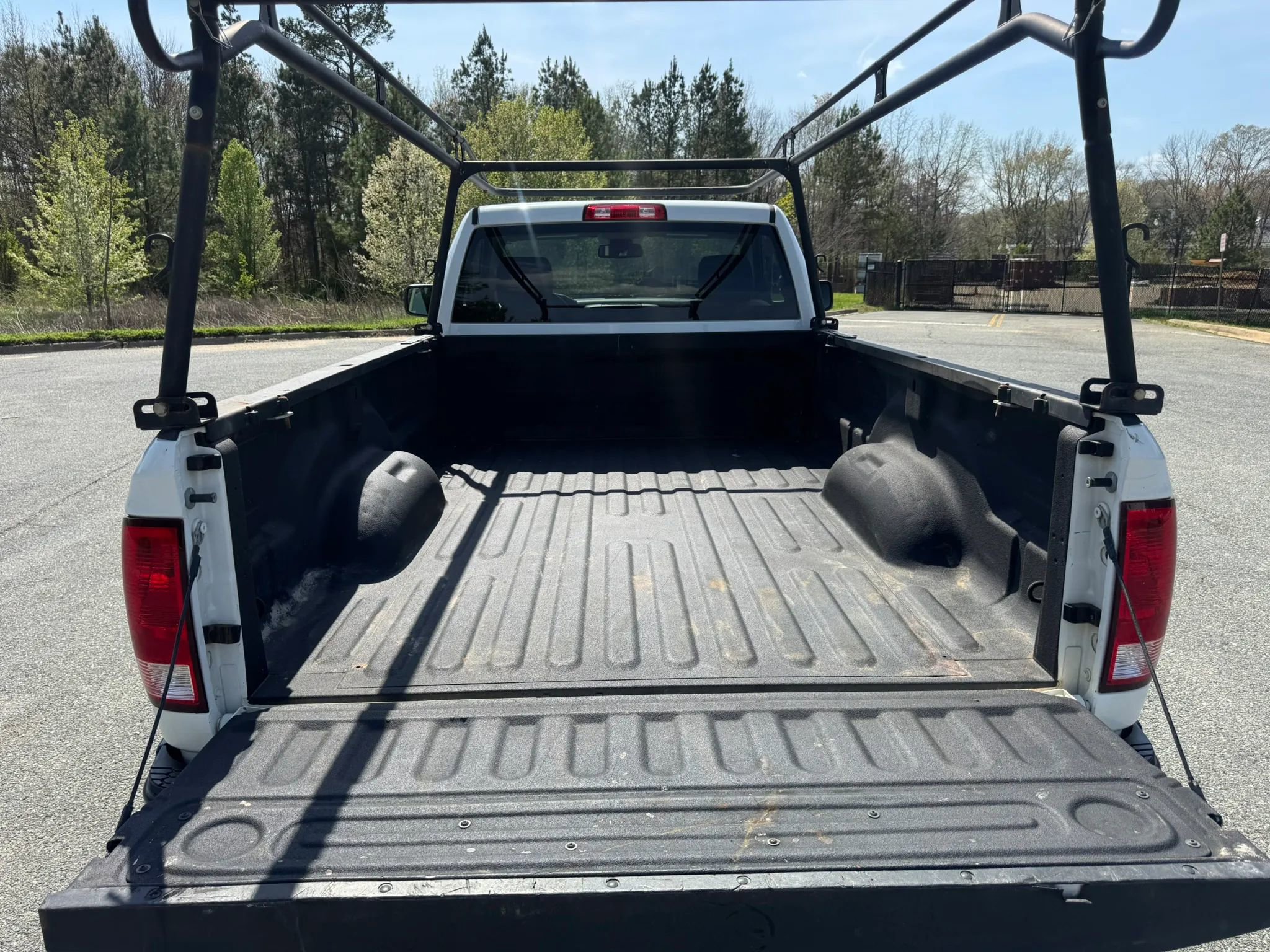 Used 2018 RAM 1500 Express RWD image 16