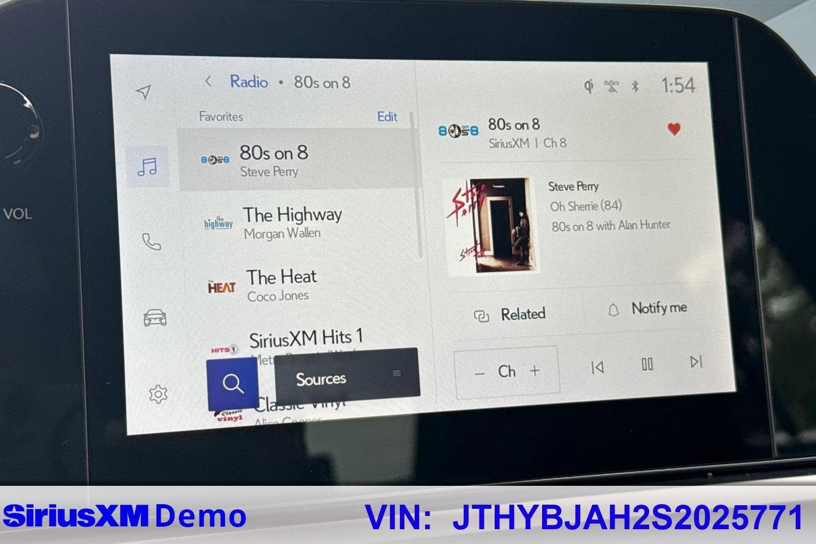 Certified 2025 Lexus UX 300h FWD image 36