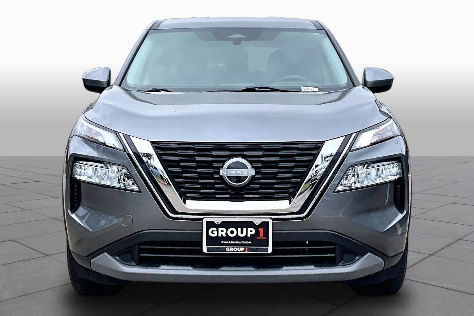 Certified 2023 Nissan Rogue SV FWD image 4