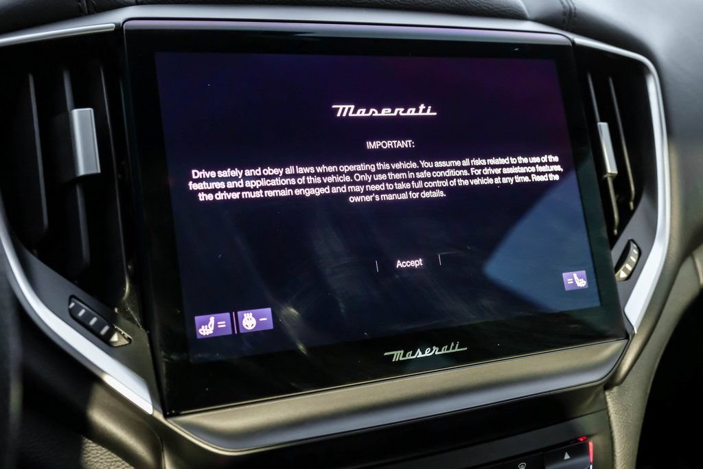 Used 2023 Maserati Ghibli Modena RWD image 26