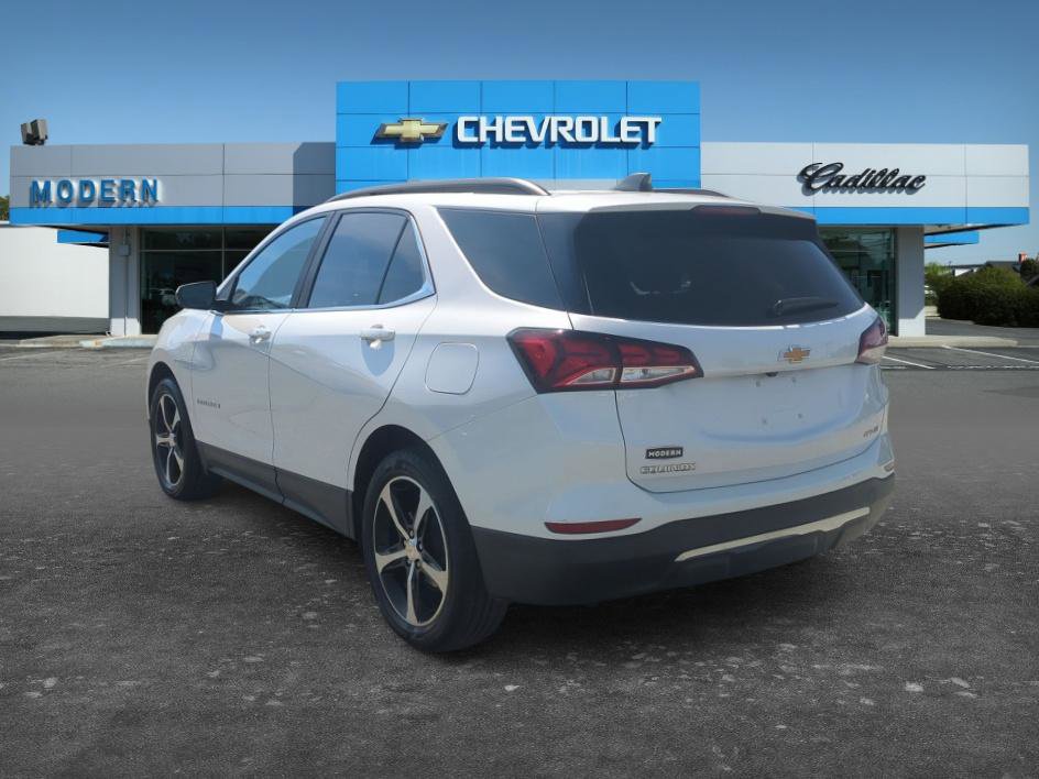 Used 2022 Chevrolet Equinox LT AWD/4WD image 3
