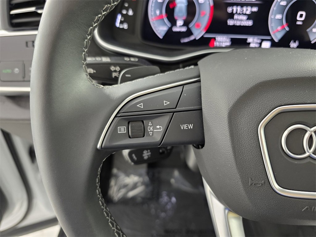 Used 2025 Audi Q8 Premium w/ Convenience Package image 19