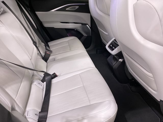 New 2025 Cadillac Lyriq Sport AWD/4WD image 29