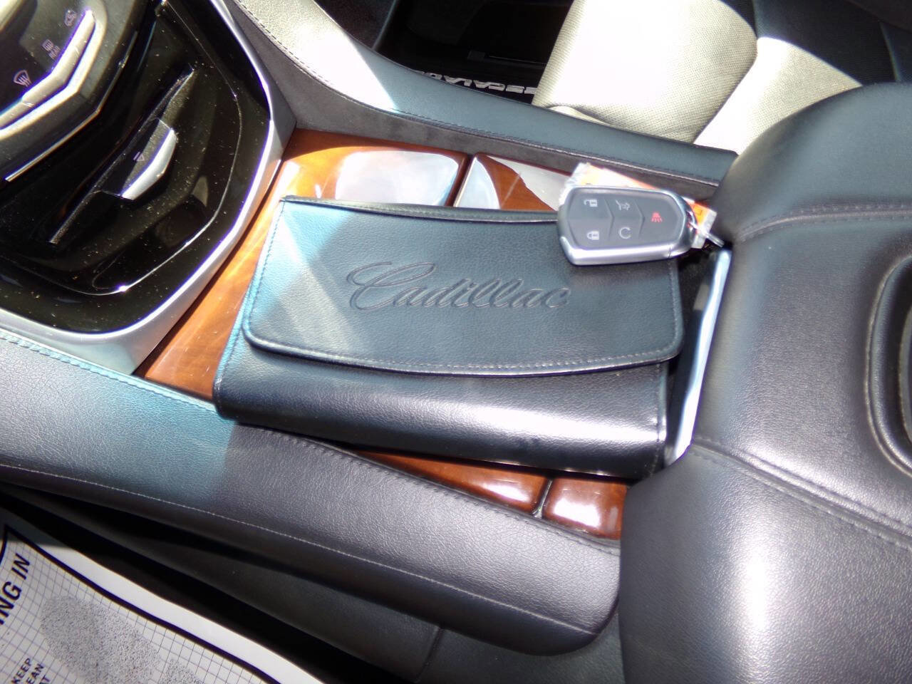 Used 2019 Cadillac Escalade Luxury image 76