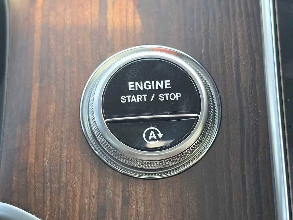 Certified 2026 Mercedes-Benz GLC 300 4MATIC image 38