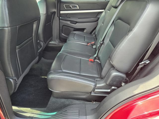 Used 2016 Ford Explorer XLT w/ Equipment Group 202A FWD image 25
