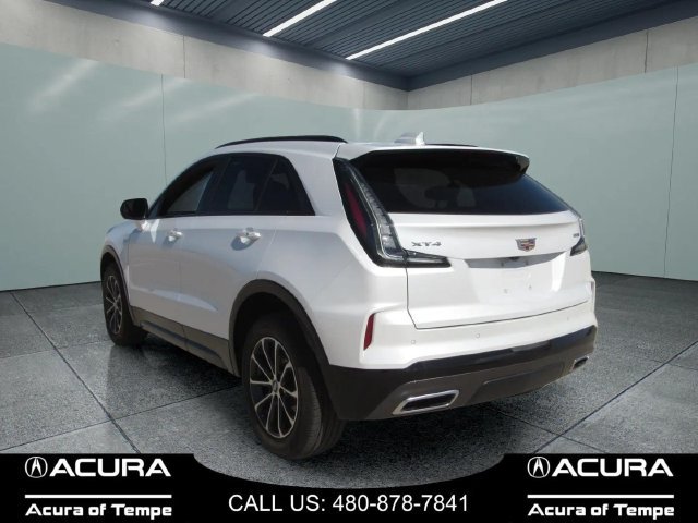 Used 2025 Cadillac XT4 Sport w/ Cold Weather Package FWD image 6
