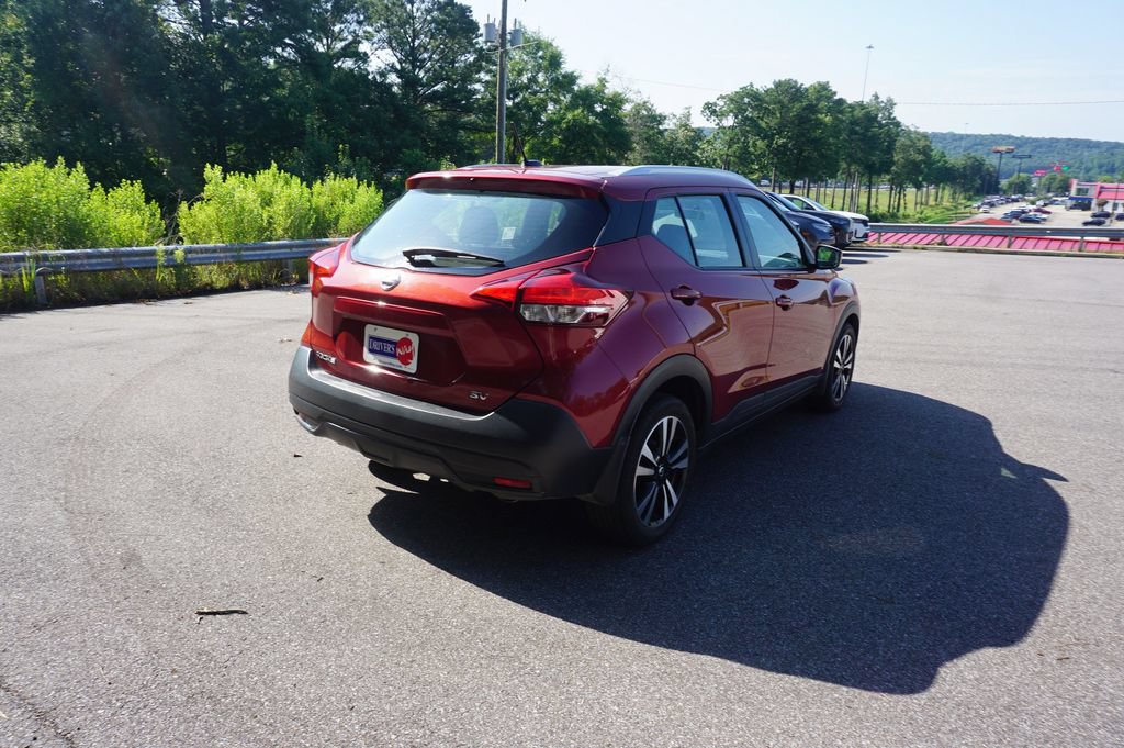 Used 2019 Nissan Kicks SV FWD image 18