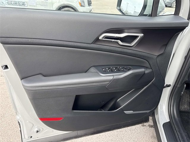 New 2026 Kia Sportage EX image 9