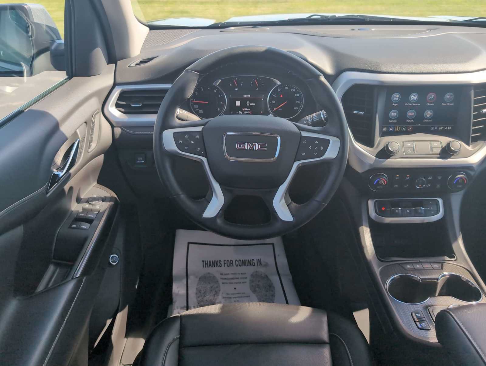 Used 2023 GMC Acadia SLT w/ Preferred Package FWD image 11