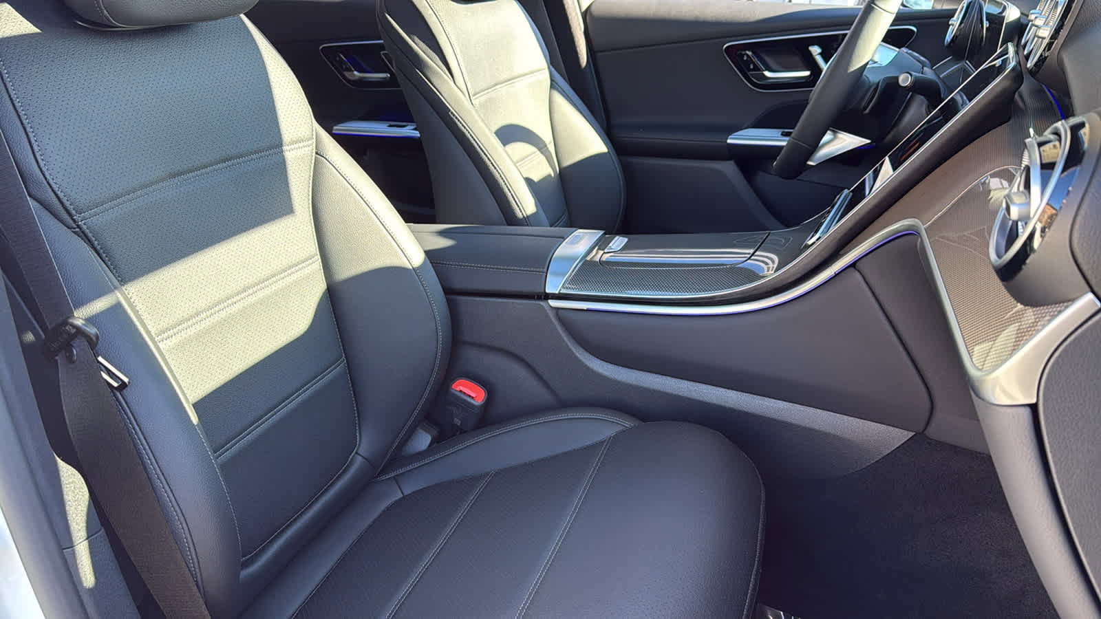 New 2026 Mercedes-Benz GLC 300 4MATIC image 35