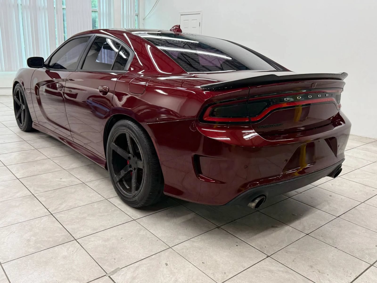 Used 2017 Dodge Charger R/T Scat Pack w/ Driver Confidence Group RWD image 7