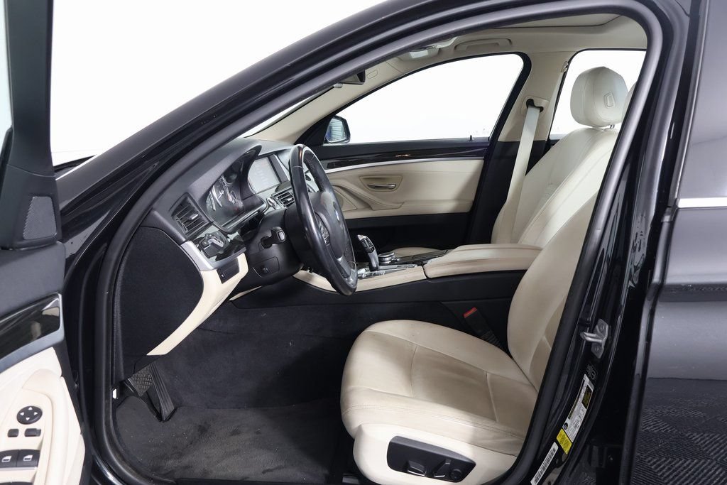 Used 2015 BMW 535i Sedan RWD image 8