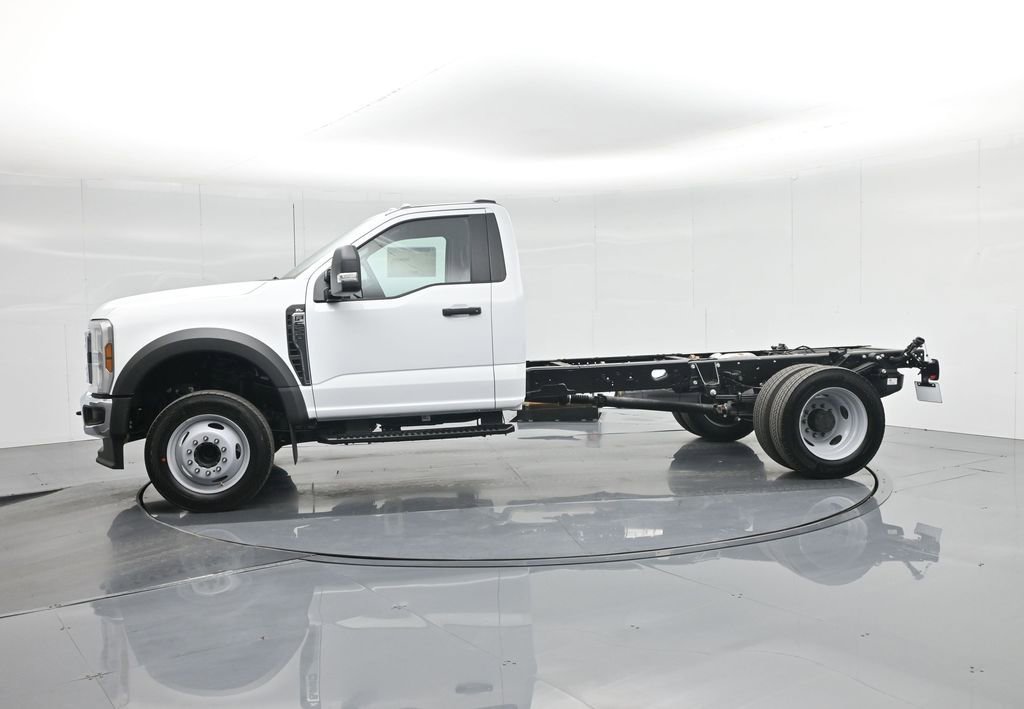 New 2025 Ford F550 XL image 22