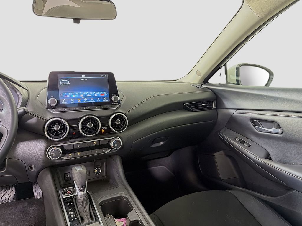 Used 2024 Nissan Sentra SV image 24