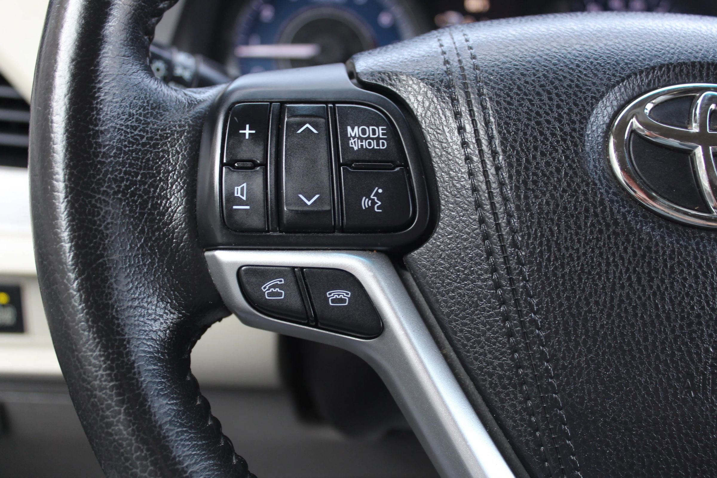 Used 2015 Toyota Sienna XLE Premium image 26