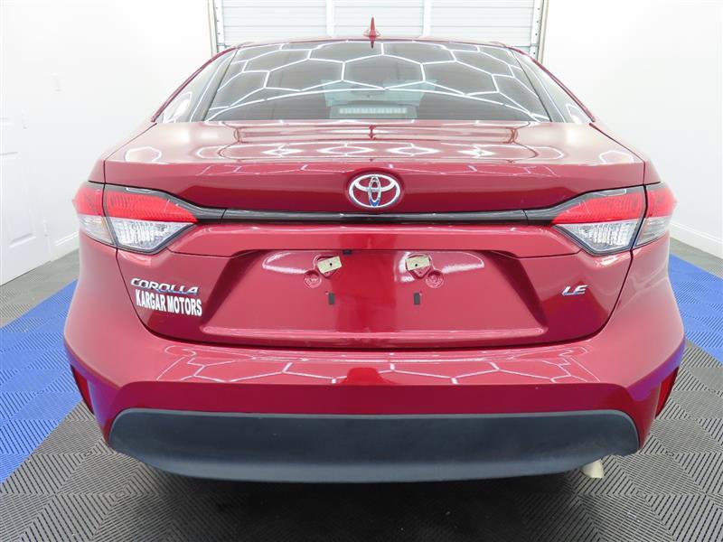 Used 2025 Toyota Corolla LE FWD image 11