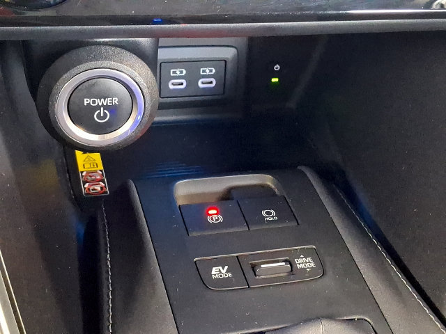 Certified 2024 Toyota Venza LE AWD/4WD image 16