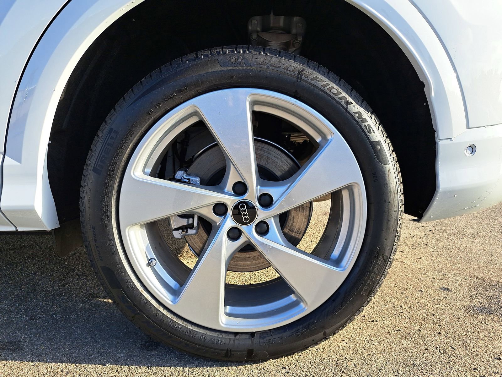 New 2025 Audi Q5 Premium Plus image 37