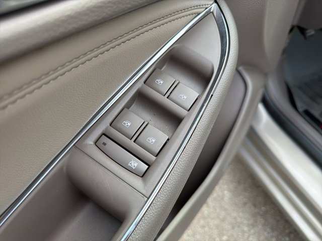 Used 2018 Chevrolet Cruze LT w/ Leather Package image 20