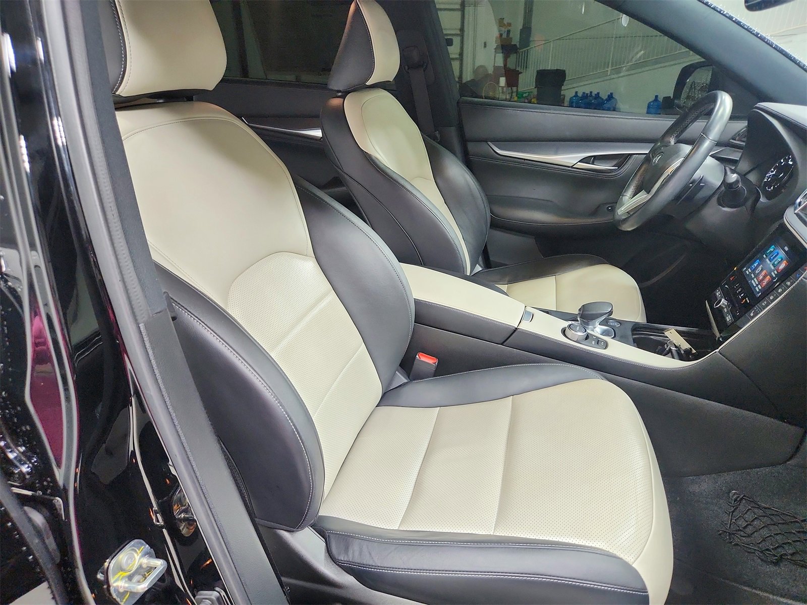 Used 2023 INFINITI QX55 Luxe w/ Cargo Package image 33