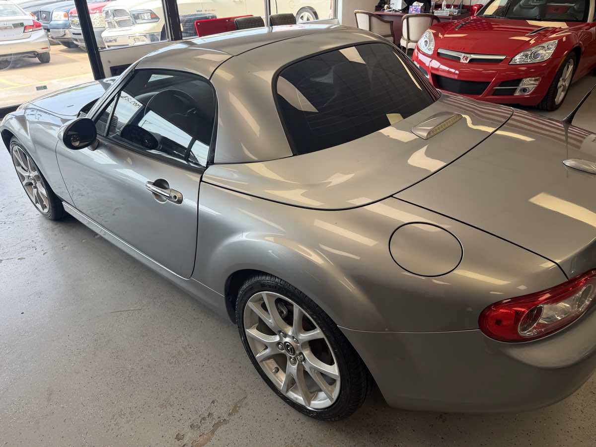 Used 2015 MAZDA MX-5 Miata Grand Touring w/ Premium Package RWD image 6