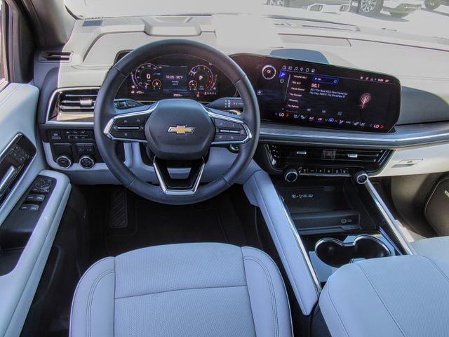 New 2025 Chevrolet Suburban Premier image 19