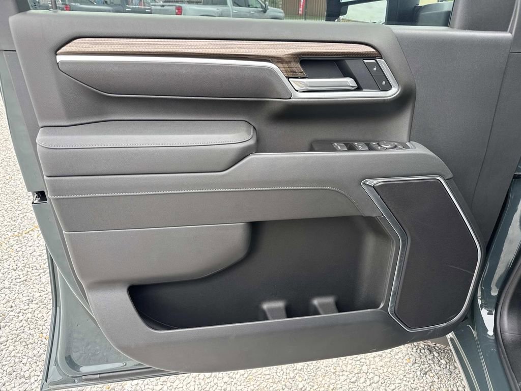 New 2026 Chevrolet Silverado 2500 LT w/ All Star Edition AWD/4WD image 18