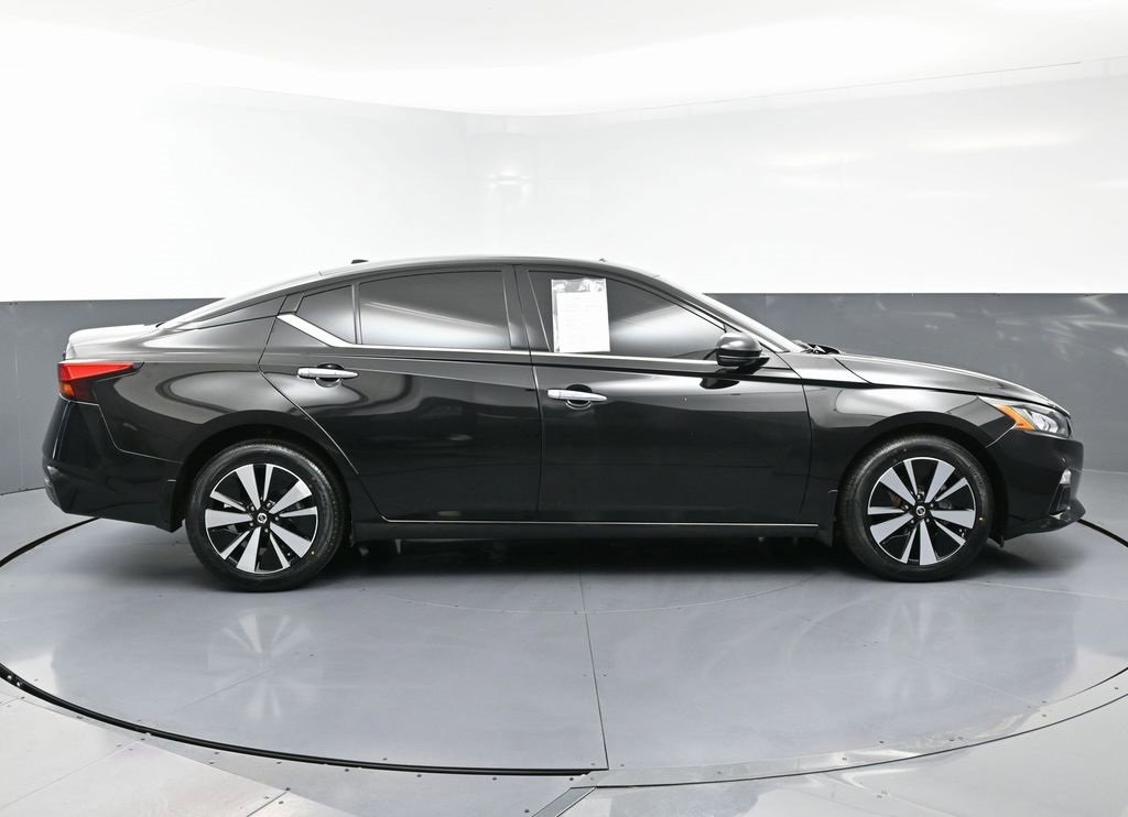 Used 2019 Nissan Altima 2.5 SV image 8